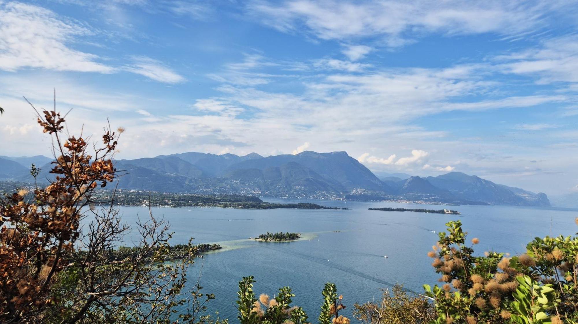 Garda Lake Attic Montinelle Экстерьер фото